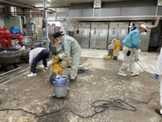 【本社工場改修工事】第一期工事してます